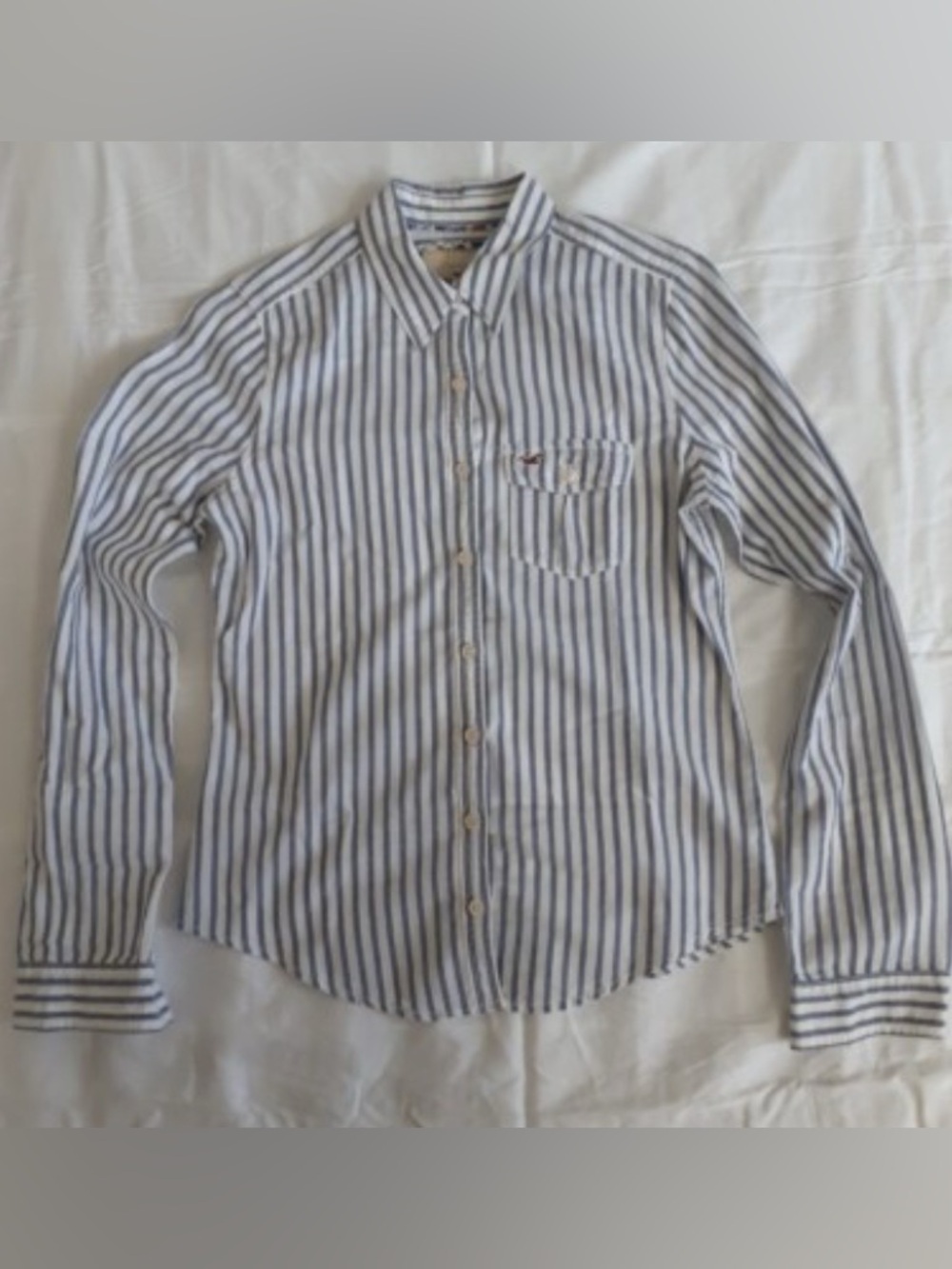Hollister Women’s Blue and White Striped Casual Button Up Shirt